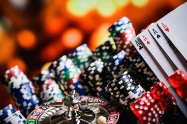Teen Patti table layout on melati189 with dealer and player seats